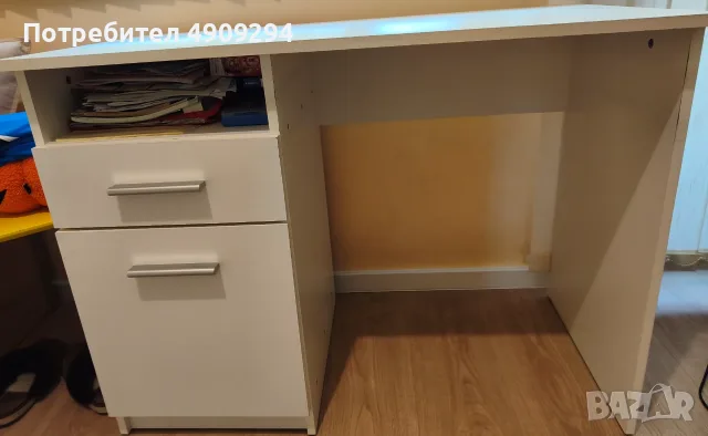Мебели за детска стая -бюро