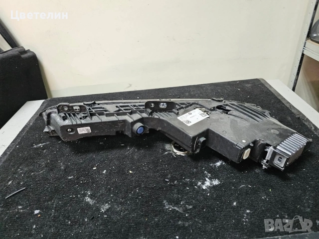 Десен фар за BMW 7 G70 desen far бмв 7 г70, снимка 3 - Части - 54487744