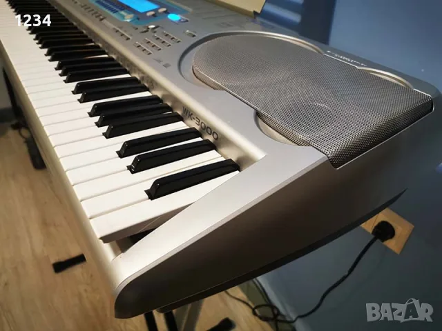 Професионален Синтезатор клавир CASIO WK-3000 пиано с 6 октави , снимка 7 - Синтезатори - 55695558