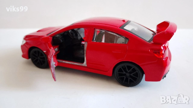 Subaru WRX STI 2017 Maisto - Мащаб 1:40, снимка 4 - Колекции - 54699304
