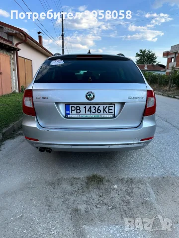 Skoda Superb 2.0TDI 4x4 DSG, снимка 3 - Автомобили и джипове - 55372379