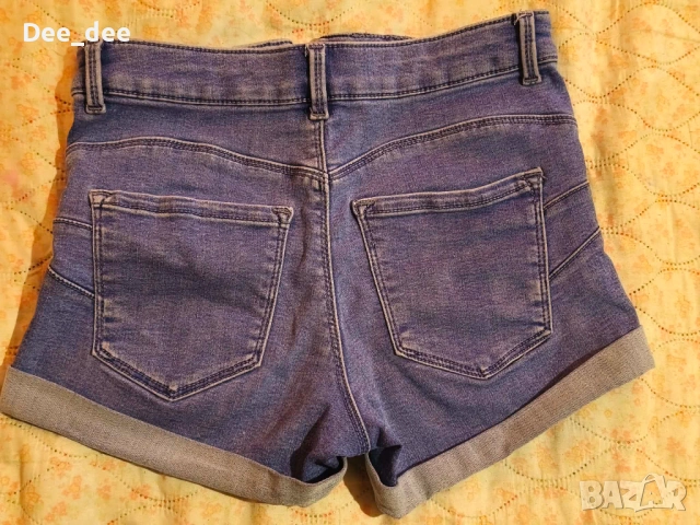 Къси дънкови панталонки FB sister, р-р XS, снимка 2 - Къси панталони и бермуди - 54204334