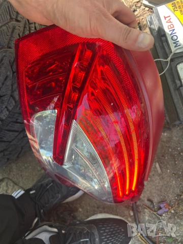 ляв стоп Peugeot 208, снимка 2 - Части - 55203813