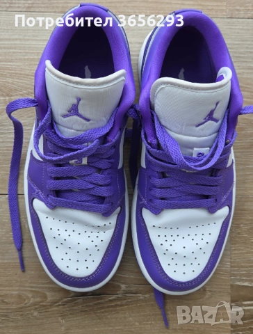 Автентични дамски Nike Air Jordan 1 в цвят лилаво. Размер 36.5, снимка 4 - Маратонки - 54012934