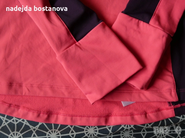 продавам дамска горница за спорт на марката under armour в розово и лилаво, снимка 3 - Други - 54500979