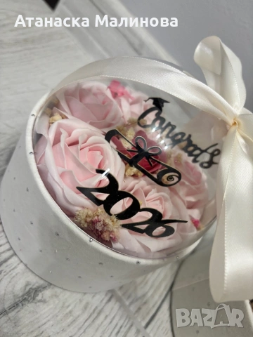 Кутия с изкуствени рози , снимка 3 - Подаръци за жени - 54333829