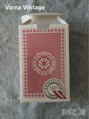 Колекционерски карти НОВИ № 1300. PIATNIK  Австрия., снимка 2 - Карти за игра - 55234929