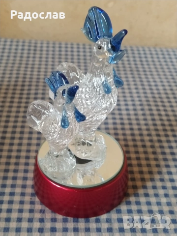 светеща стъклена статуетка Петел