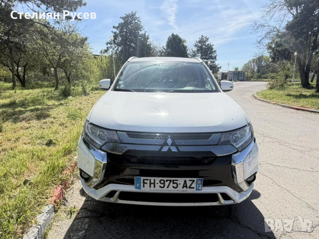  Mitsubishi Outlander 2.4 4WD /  plug in hybrid   - цена 19 500 евро моля БЕЗ бартери / БЕЗ лизинг -, снимка 11 - Автомобили и джипове - 54331548