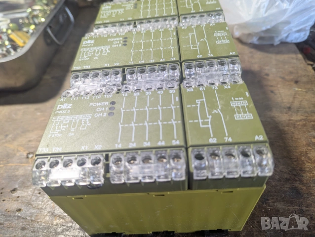 Защитни релета Pilz PNOZ X3, снимка 3 - Други машини и части - 33606133