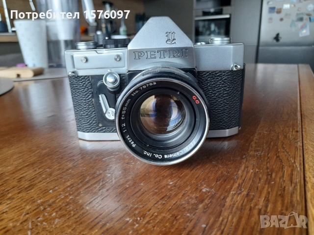 Японски фотоапарат Petri / Revue V6​ и обектив Petri 55mm f/2