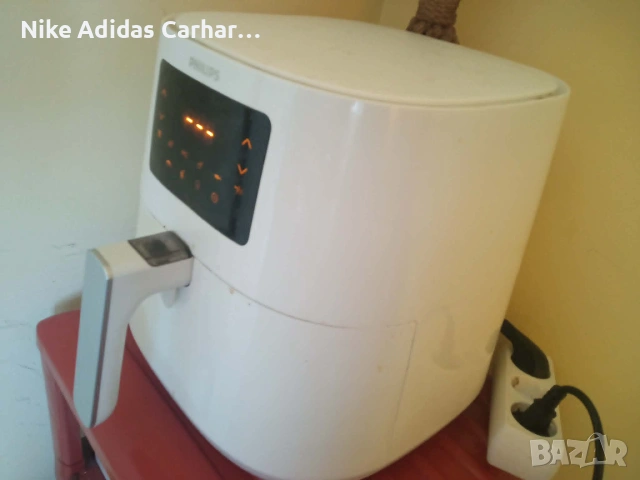 Philips Essential XL (HD9270/00) - еърфрайър, за ремонт.