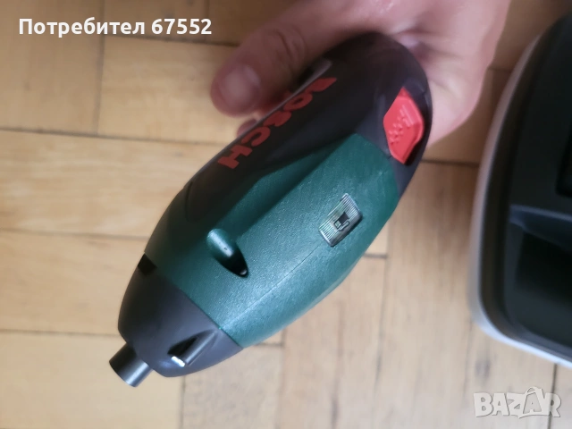 Акумулаторна отвертка Bosch IXO 3.6V, снимка 2 - Отвертки - 55124989