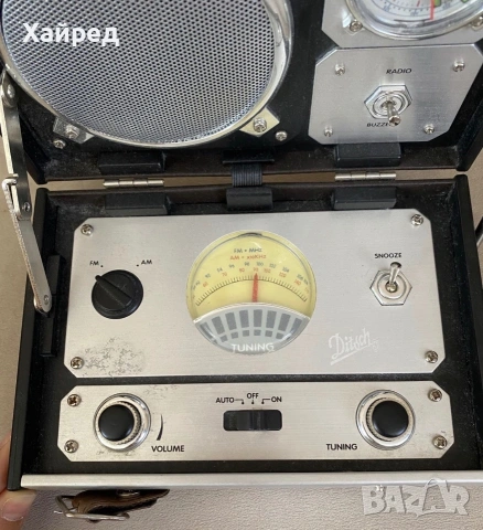 Уникално ретро радио SPIRIT OF ST. LOUIS – винтидж куфар | FM/AM радио, часовник и будилник, снимка 3 - Антикварни и старинни предмети - 55105361