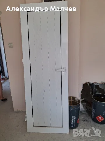 Алуминиева врата