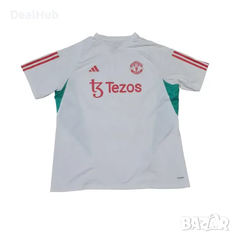 Тениска Adidas X Manchester United Носена, но в отлично състояние.