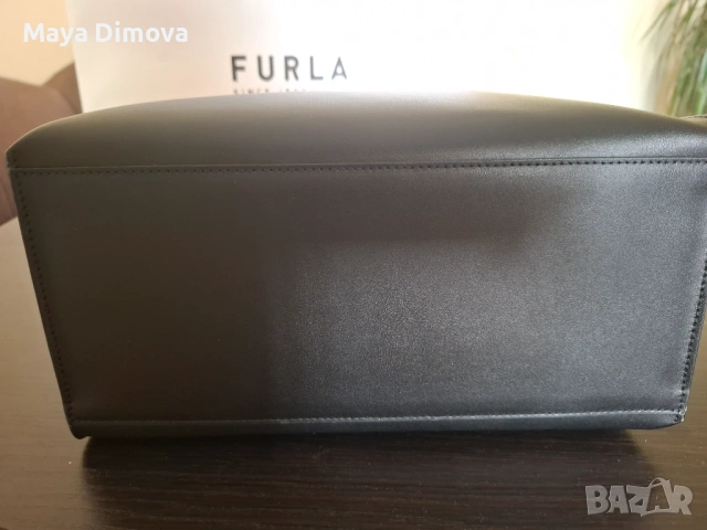 Furla Чанта 'Tote' Divide Nero M, снимка 7 - Чанти - 54721089