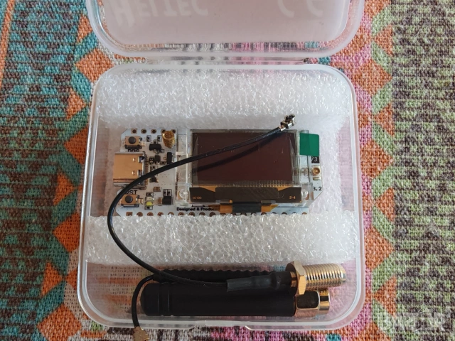 Heltec LoRa 32 V3 / Meshtastic Node + Батерия + Антена, снимка 3 - Друга електроника - 54556837