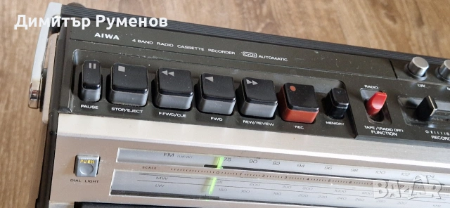 Радиокасетофон Aiwa TPR - 300A, снимка 9 - Радиокасетофони, транзистори - 54449547