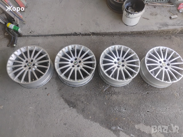 джанти Alfa Romeo, снимка 5 - Гуми и джанти - 54318446
