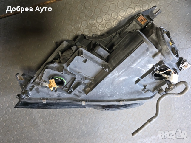 Десен фар за Audi A7 4G  - 4G9 941 006 A, снимка 3 - Части - 54236783