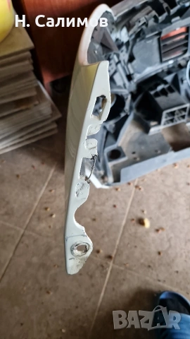 Предна Броня за Renault Megane 3, снимка 4 - Аксесоари и консумативи - 54582450