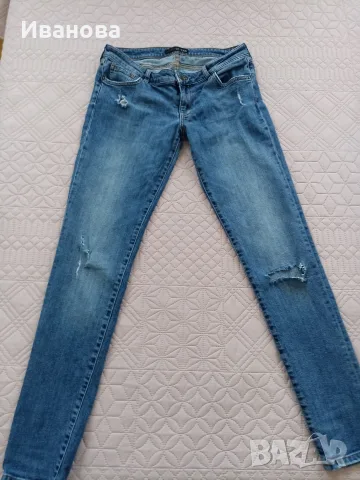 Дамски оригинални дънки Guess р.31