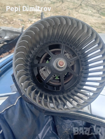 Вентилатор парно за Ford Focus I Estate (02.1999 - 12.2007), № XS4H-18456-AD, снимка 2 - Части - 54047774