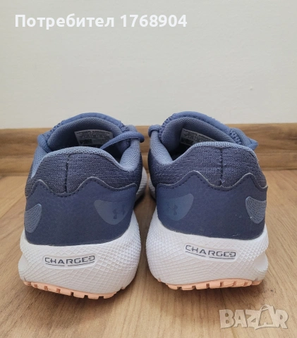 Дамски маратонки Under Armour-38 номер, снимка 4 - Маратонки - 30988690