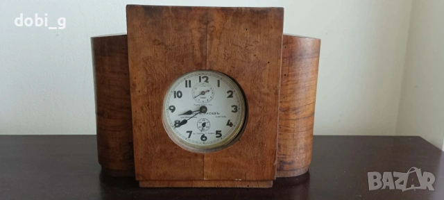 Стар часовник