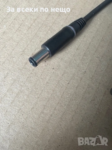 Оригинално захранване зарядно Dell 19.5V 4.62A 90W Светеща букса , зарядно DELL 90W, снимка 4 - Кабели и адаптери - 54922347