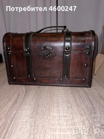 Дървена кутия