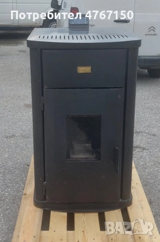 Пелетна камина Golden Fire GF с водна риза, 24 kW, Черен/ Златист, снимка 2 - Отоплителни печки - 54664948