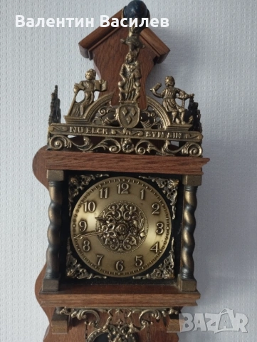 Стенен холандски часовник 