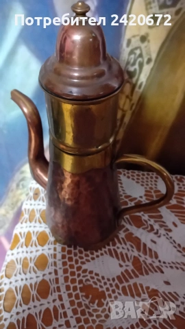 старинен двоен меден чайник