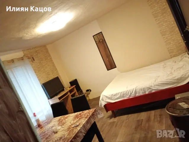 Продавам къща млада гвардия с двор, снимка 5 - Къщи - 55508706