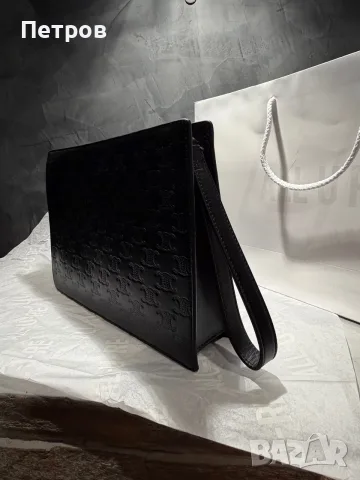 100% Оригинален Celine Clutch Bag – като нов, Monogram, снимка 7 - Чанти - 55444790