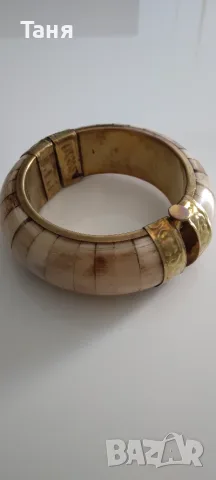 Гривна от кост и месинг