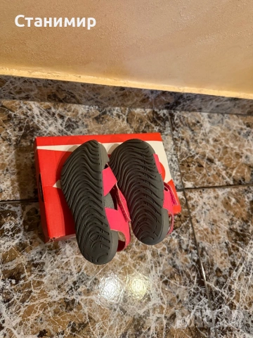 Сандали NIKE.Номер 23,5., снимка 4 - Детски сандали и чехли - 54857640