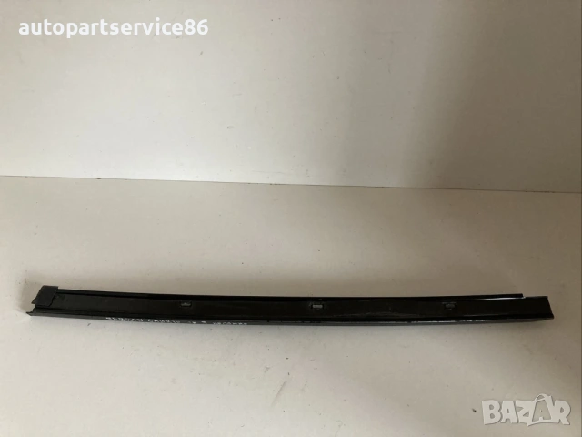 Декоративна лайсна предна дясна за Chrysler Sebring 05076132R кабриолет (2008) 