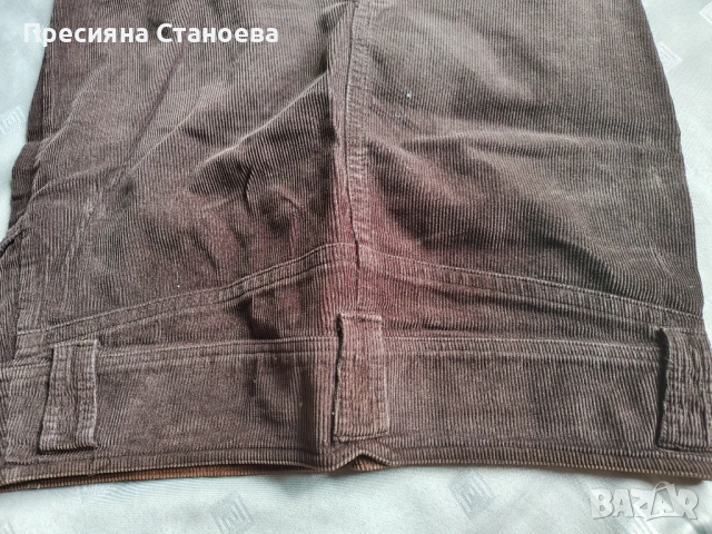 Дамски кадифен костюм United Colors of Benetton (сако и пола) – кафяв цвят, снимка 4 - Костюми - 54639452