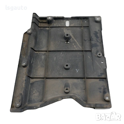 Дясна кора под купе Nissan Qashqai II 2013-2021 ID: 160367, снимка 2 - Части - 54606705