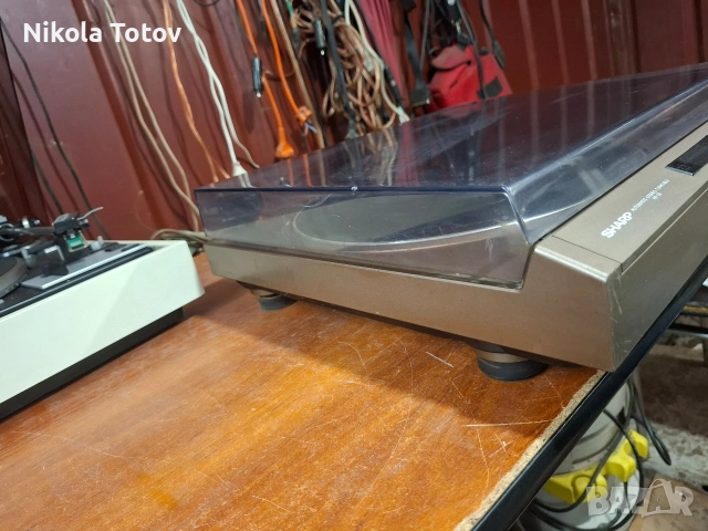 Продава се грамофон Sharp RP-30. , снимка 4 - Грамофони - 54270931