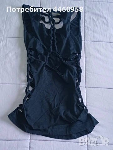 Дамски потки със дупки .