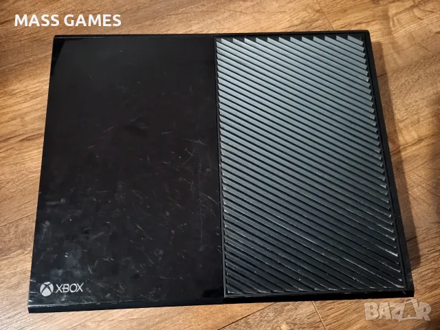XBOX ONE КОНЗОЛА КОМПЛЕКТ , снимка 4 - Xbox конзоли - 55535786
