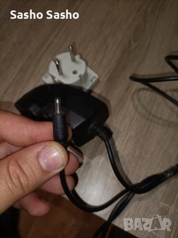 адаптер , снимка 2 - Кабели и адаптери - 54324108