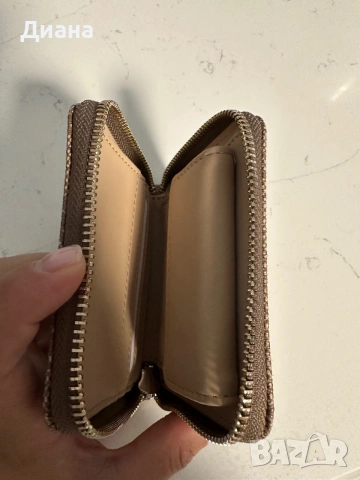 Портмоне Guess, снимка 4 - Чанти - 54998037