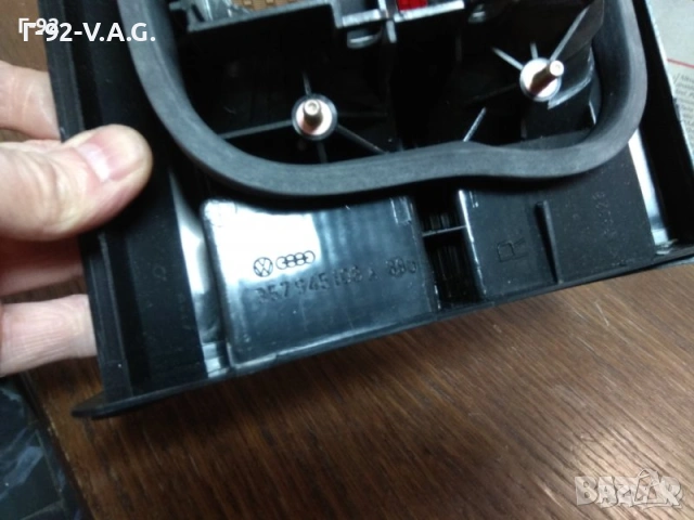 357945108A**NEU**VW**Стоп,страна на монтаж: дясна, цвят на мигач: оранжев VW PASSAT 02.88-05.97 , снимка 2 - Части - 55277330