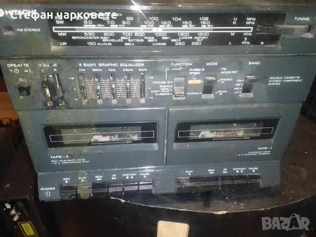 радио касетофон HITACHI със отрязан кабел за части 