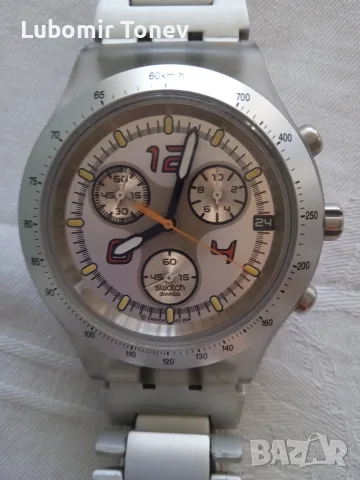 Продавам часовник Swatch